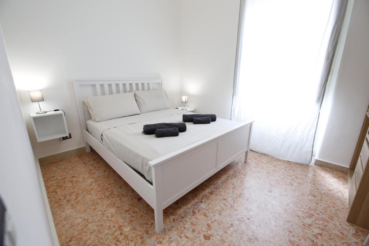 Center Apartment Катания Экстерьер фото